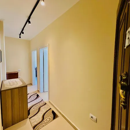Apartment N&e In Durrës